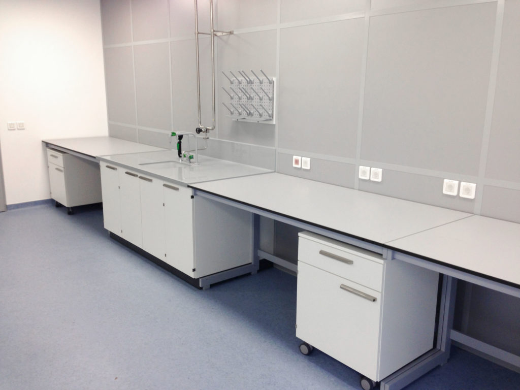 laborator fizico-chimic